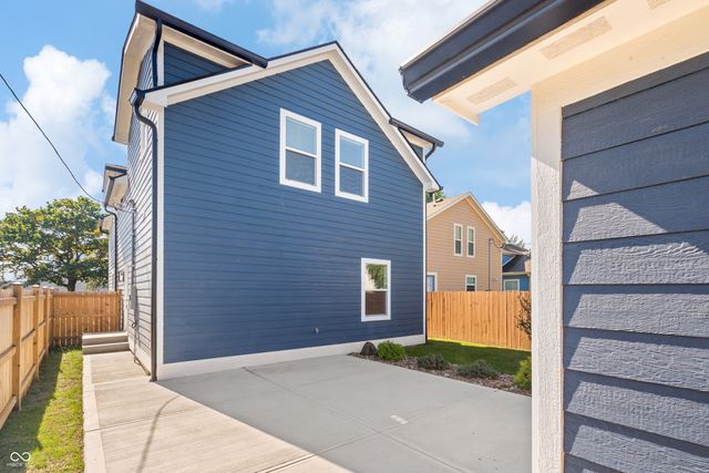 1158 Burdsal Parkway, Indianapolis, IN 46208