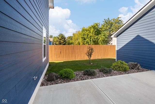 1158 Burdsal Parkway, Indianapolis, IN 46208