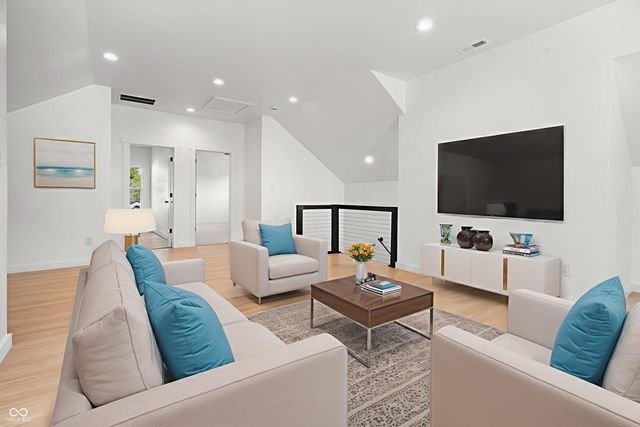 1158 Burdsal Parkway, Indianapolis, IN 46208