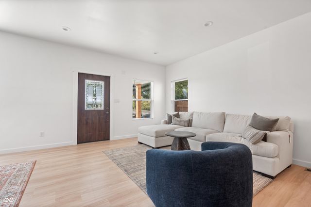 1158 Burdsal Parkway, Indianapolis, IN 46208