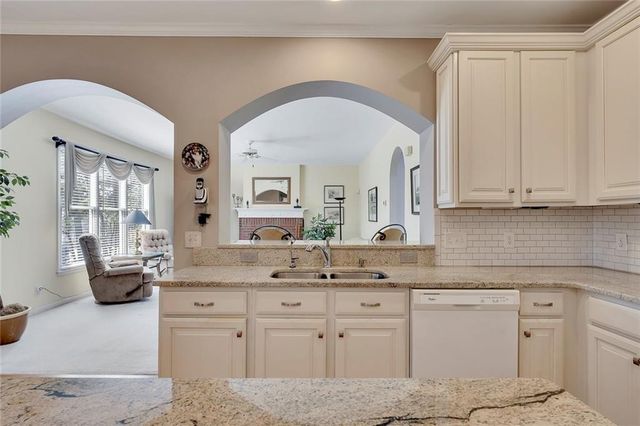 3007 Ironhill Way, Woodstock, GA 30189