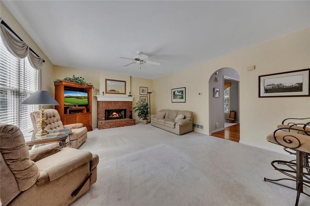 3007 Ironhill Way, Woodstock, GA 30189