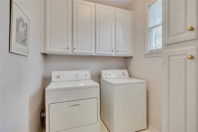 3007 Ironhill Way, Woodstock, GA 30189