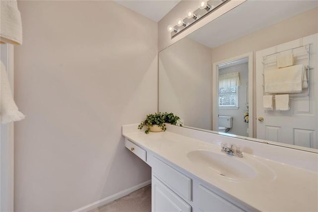 3007 Ironhill Way, Woodstock, GA 30189