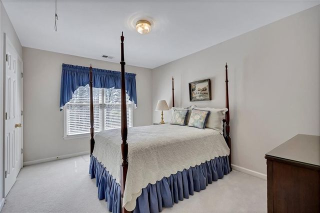 3007 Ironhill Way, Woodstock, GA 30189