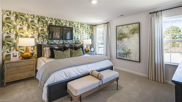 628 Beechwood Circle, Thomasville, NC 27360