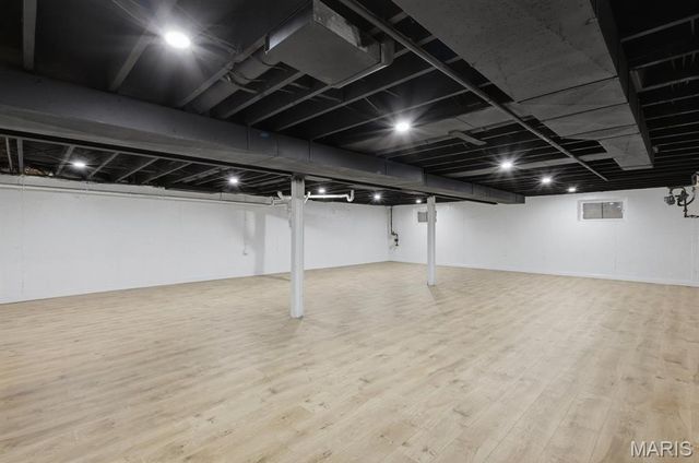 411 Tanglewood Drive, St Louis, MO 63124