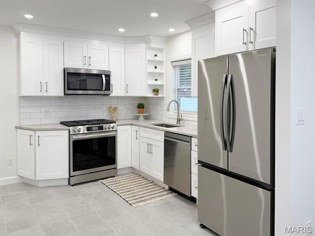 411 Tanglewood Drive, St Louis, MO 63124