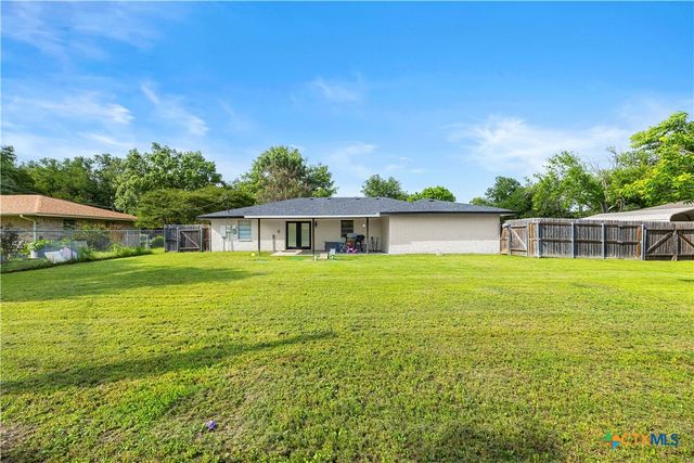 1025 Terra Alta Drive, Belton, TX 76513