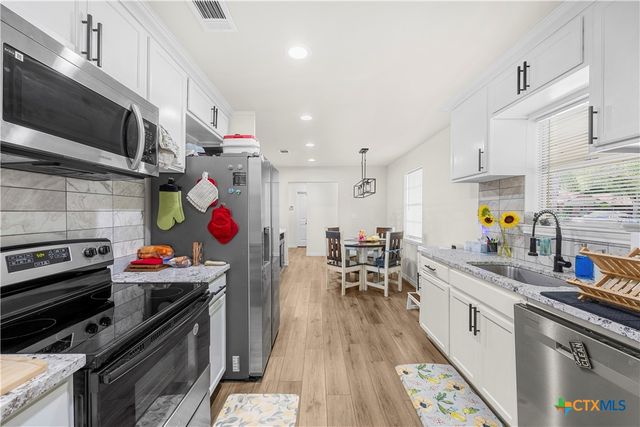 1025 Terra Alta Drive, Belton, TX 76513