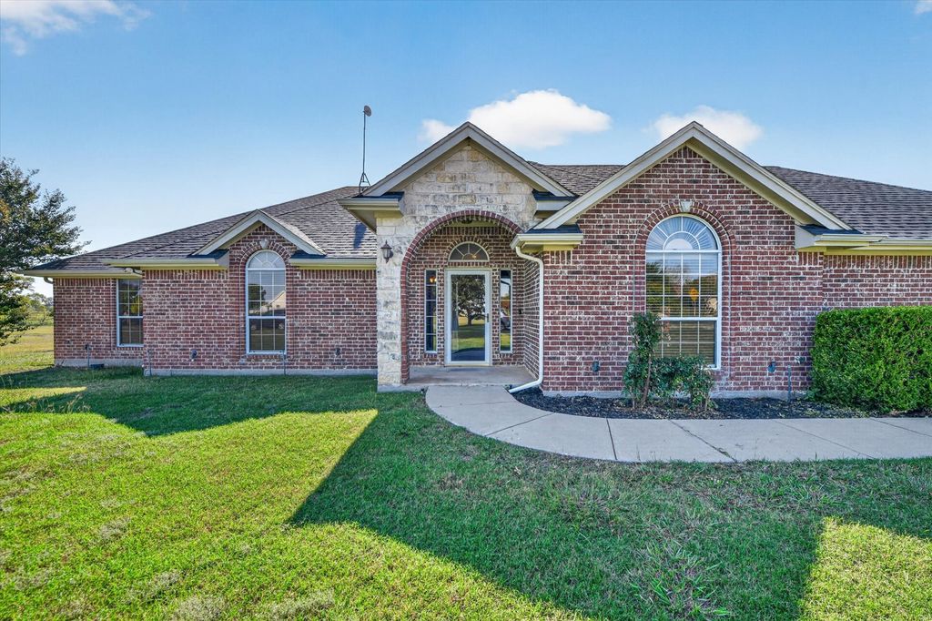 11201 Blue Sky Drive, Haslet, TX 76052 — photo 3