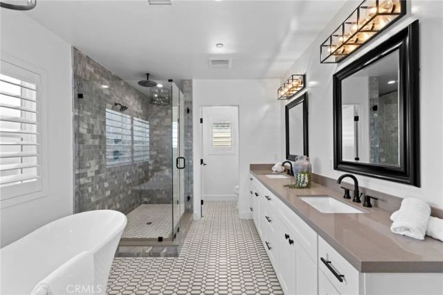 827 N Lamer, Burbank, CA 91506
