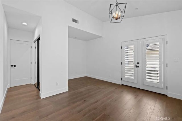 827 N Lamer, Burbank, CA 91506