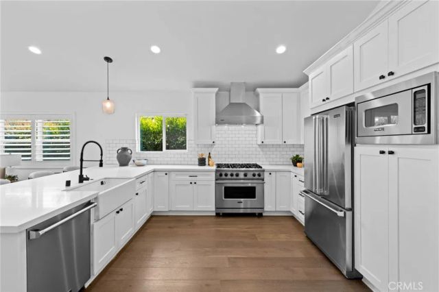 827 N Lamer, Burbank, CA 91506