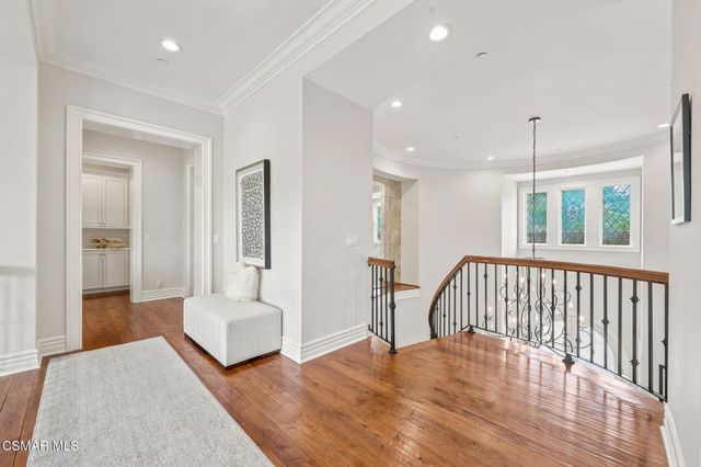 152 Hampstead Court, Westlake Village, CA 91361