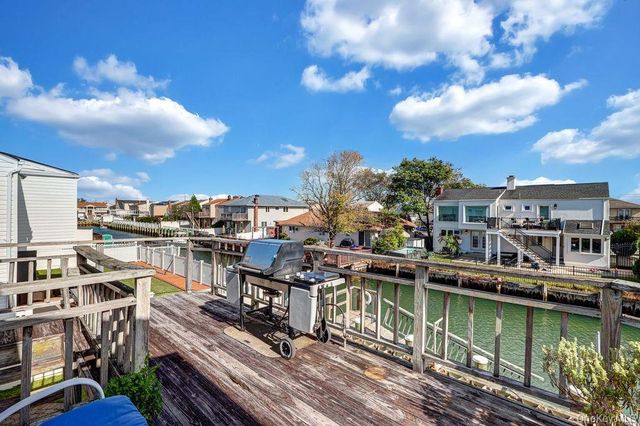 3727 Oceanside Road E, Oceanside, NY 11572
