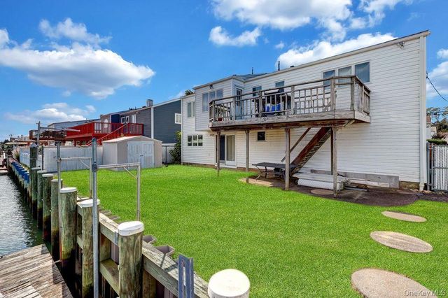 3727 Oceanside Road E, Oceanside, NY 11572