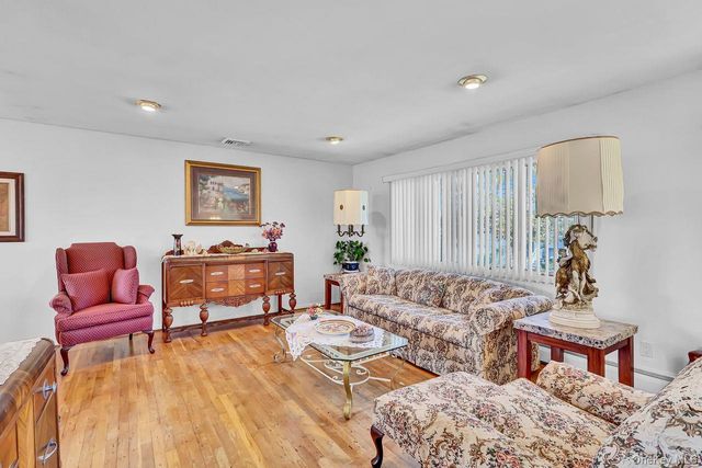 3727 Oceanside Road E, Oceanside, NY 11572