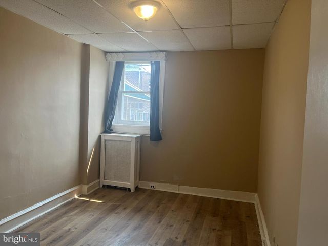 3300-00 ST VINCENT, Philadelphia, PA 19149