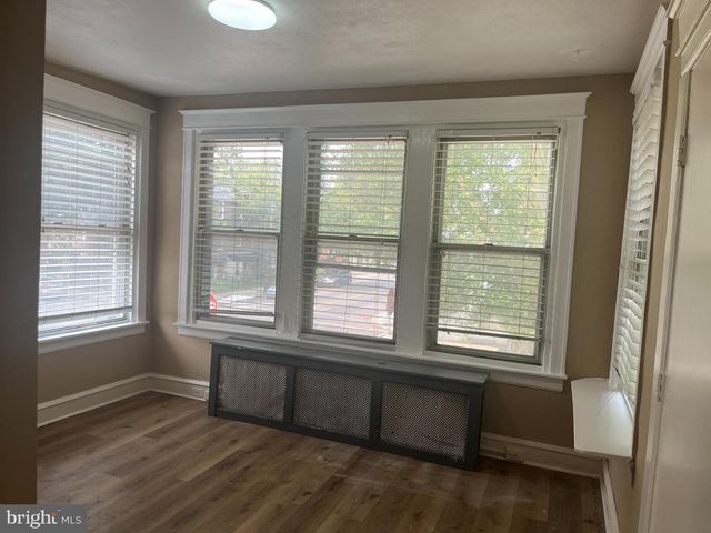 3300-00 ST VINCENT, Philadelphia, PA 19149