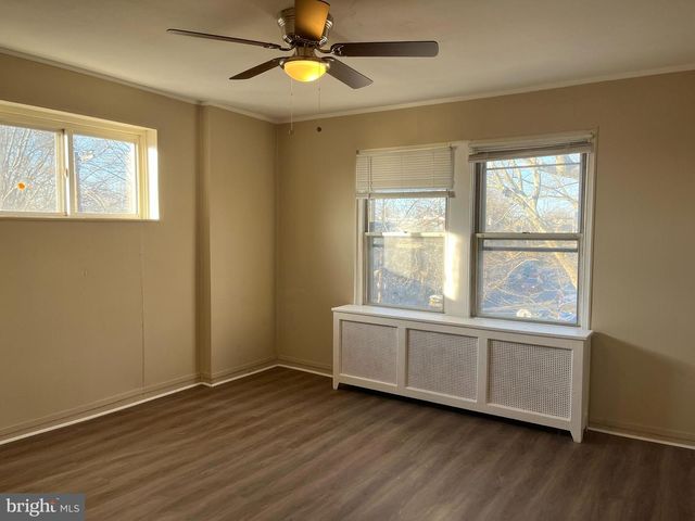 3300-00 ST VINCENT, Philadelphia, PA 19149