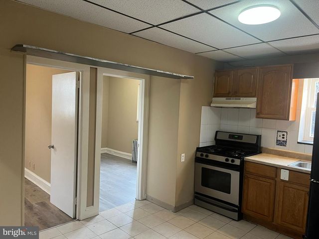 3300-00 ST VINCENT, Philadelphia, PA 19149