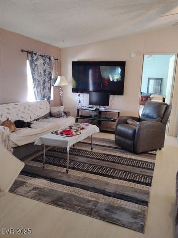 641 West Elderberry Street, Pahrump, NV 89048