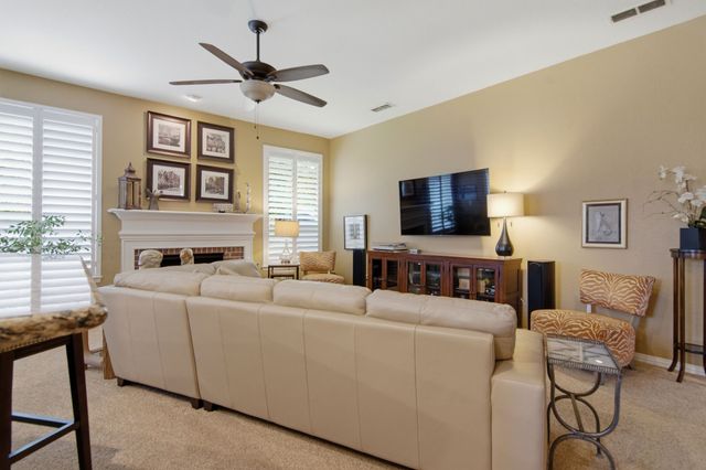 2702 Pinehurst Drive, Grapevine, TX 76051