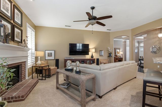 2702 Pinehurst Drive, Grapevine, TX 76051