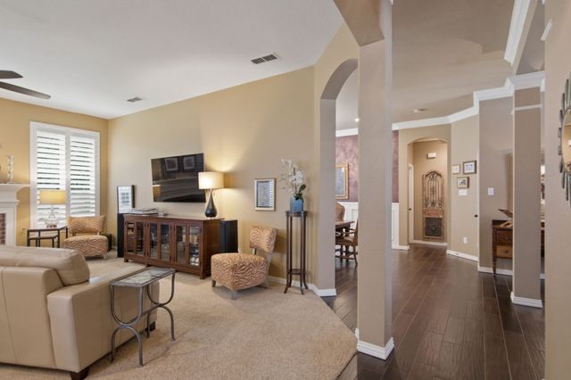 2702 Pinehurst Drive, Grapevine, TX 76051