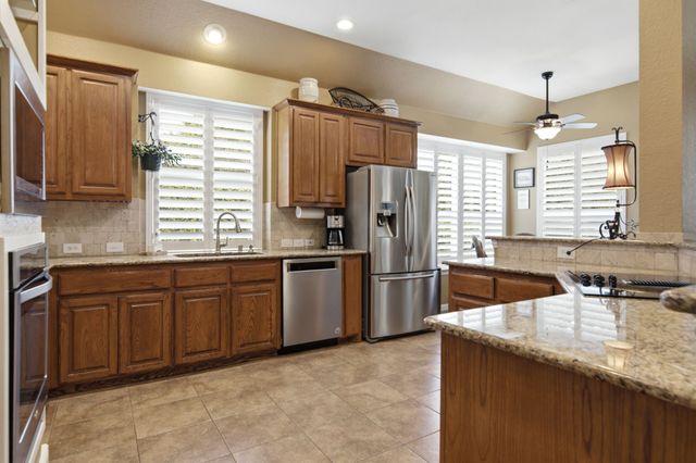 2702 Pinehurst Drive, Grapevine, TX 76051
