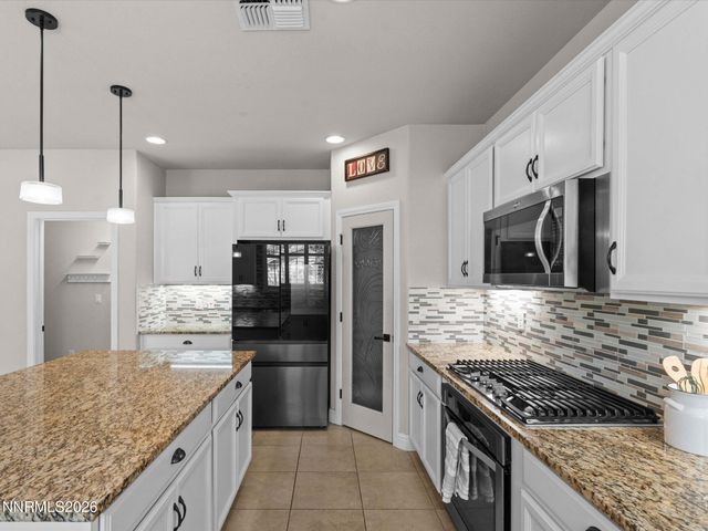 5986 Saddle Shop Court, Sparks, NV 89436