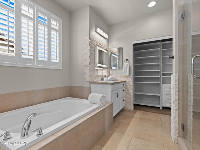 5986 Saddle Shop Court, Sparks, NV 89436