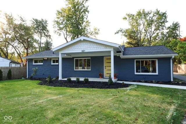 621 E 111th Street, Carmel, IN 46280