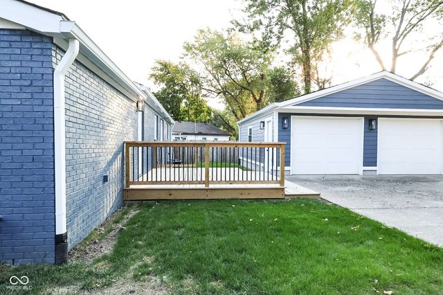 621 E 111th Street, Carmel, IN 46280