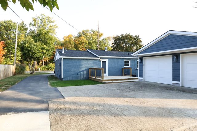 621 E 111th Street, Carmel, IN 46280