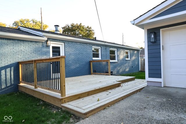 621 E 111th Street, Carmel, IN 46280