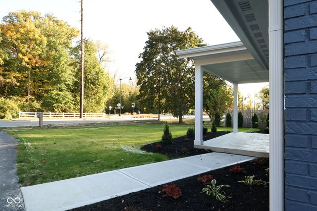 621 E 111th Street, Carmel, IN 46280