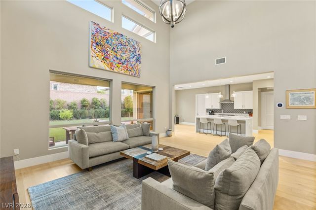 2720 Natural Rock Drive, Las Vegas, NV 89138