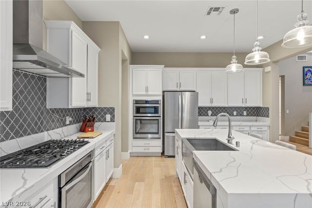 2720 Natural Rock Drive, Las Vegas, NV 89138