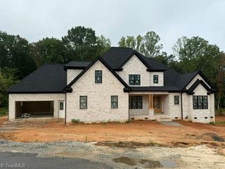 7603 Pemberley Drive, Oak Ridge, NC 27310
