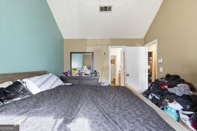 9269 Tee Trace, Riverdale, GA 30274