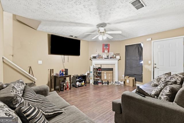 9269 Tee Trace, Riverdale, GA 30274