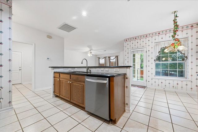 8700 Wafer Ash WAY, Austin, TX 78750
