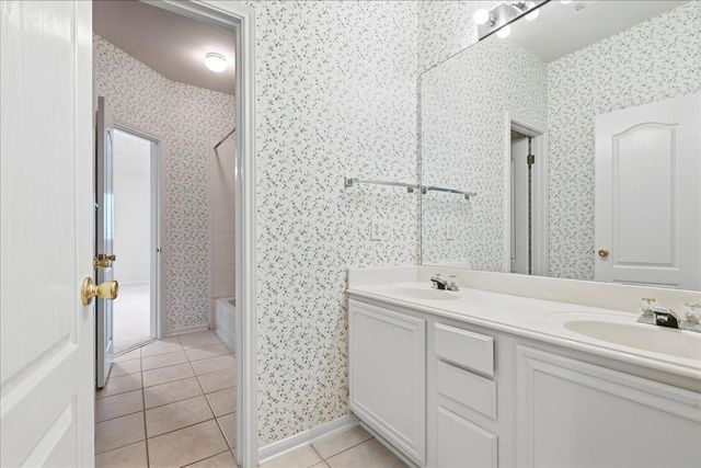 8700 Wafer Ash WAY, Austin, TX 78750