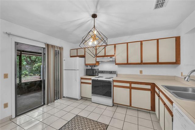 5100 BURCHETTE ROAD 1004, Tampa, FL 33647
