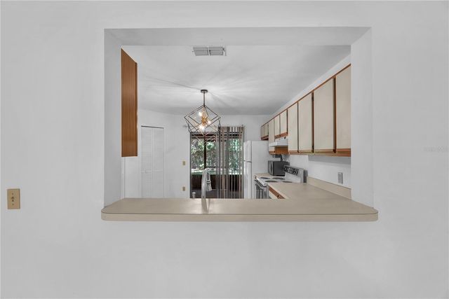 5100 BURCHETTE ROAD 1004, Tampa, FL 33647