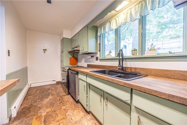 317 Grant Ave, Leechburg Boro, PA 15656