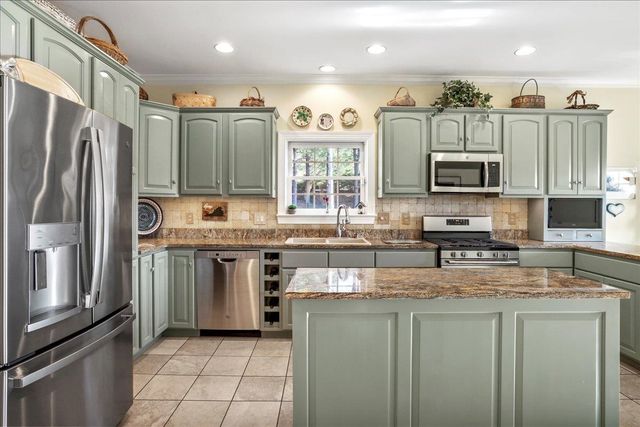 40 BIRDSONG LN, Edinburg, VA 22824