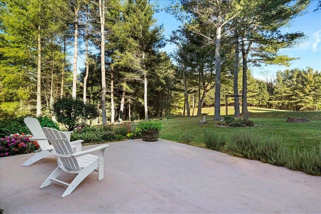 40 BIRDSONG LN, Edinburg, VA 22824